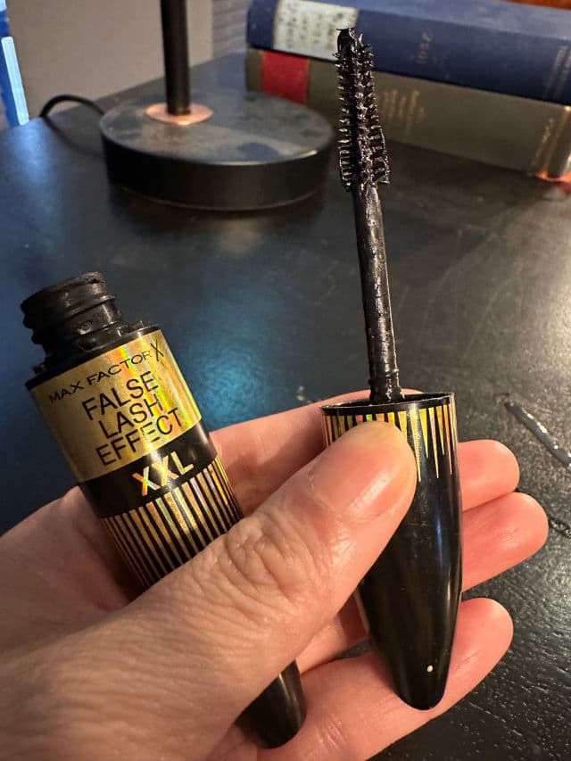 Max Factor False Lash Effect XXL Mascara review photo by l88exa