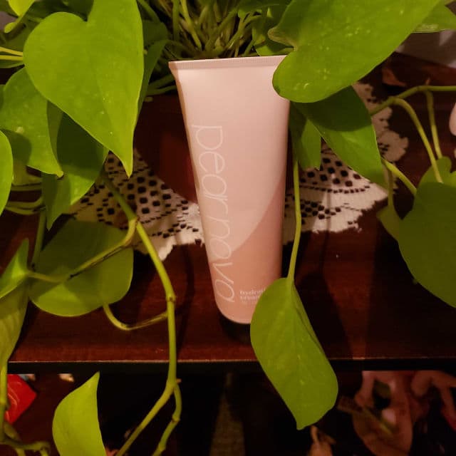 Pear Nova Hydrating Cream review photo by NikiRed72