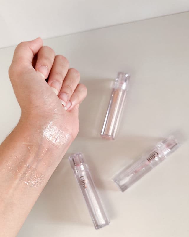 Glint 03 Glitter Veil review photo by dreamyglowyskin