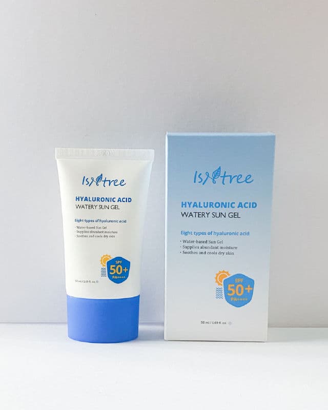 ISNTREE Hyaluronic Acid Watery Sun Gel SPF50+ PA++++ review photo by dreamyglowyskin