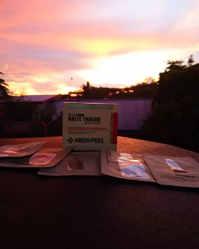 medi-peel Premium Naite Thread Neck Cream review photo by Rechellerae