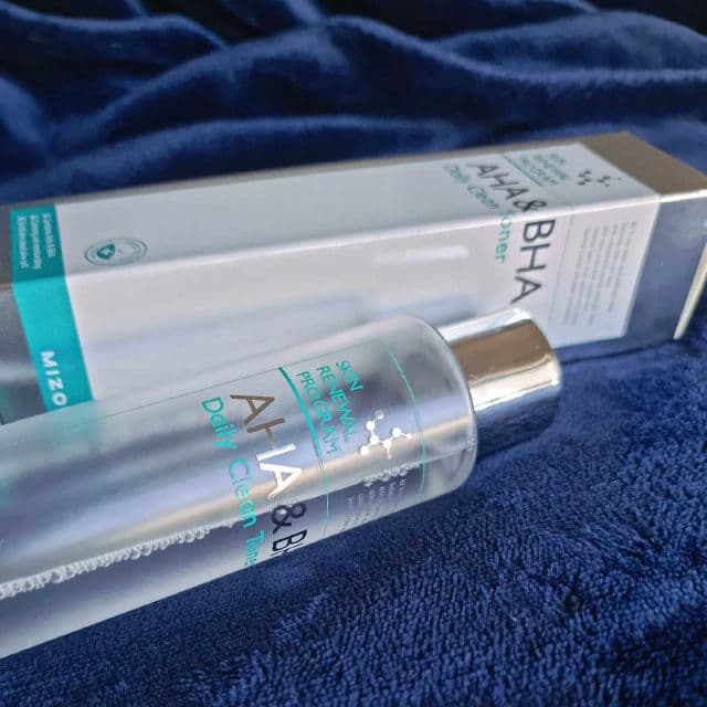 Mizon AHA & BHA Daily Clean Toner review photo by skinwithzee