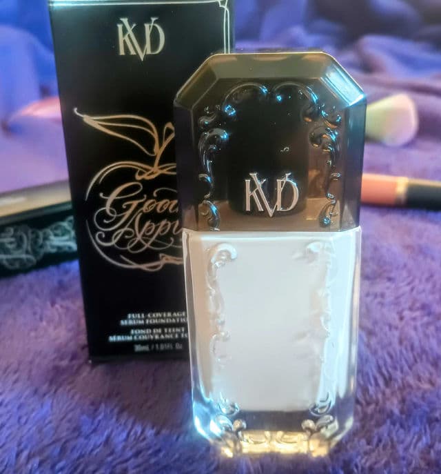 KVD Beauty Good Apple Full-Coverage Transfer-Proof Serum Foundation review photo by ProVanityFX