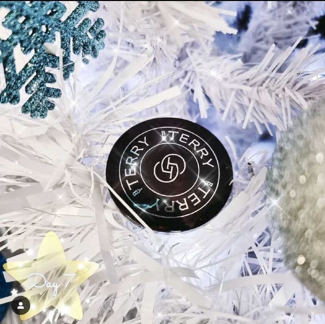 By Terry Hyaluronic Pressed Hydra-Powder  review photo by Stargirl170