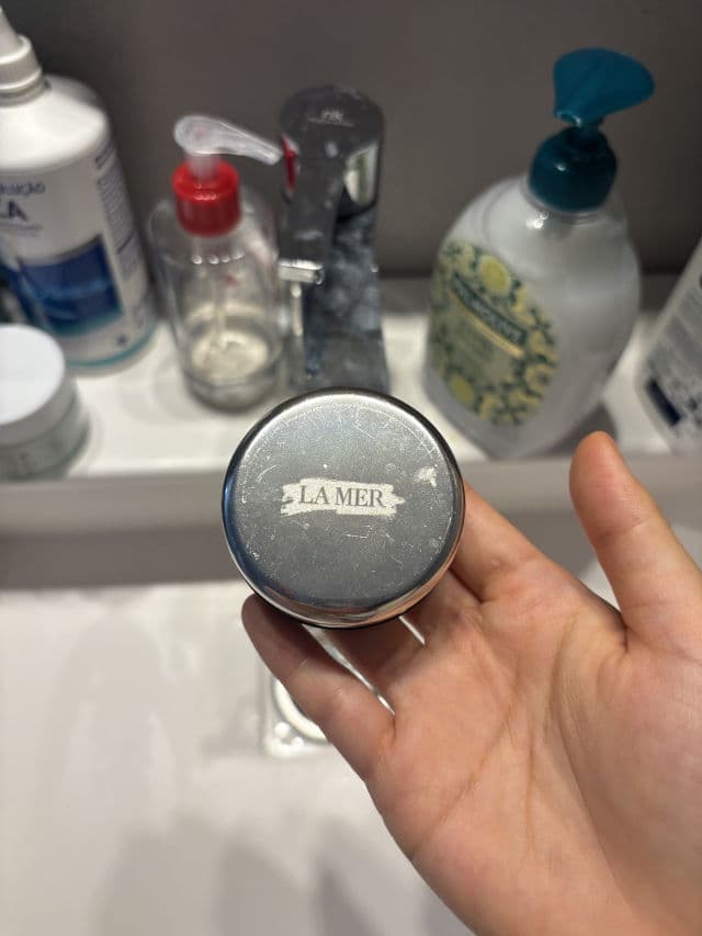 La Mer The Lip Balm review photo by Geewangg