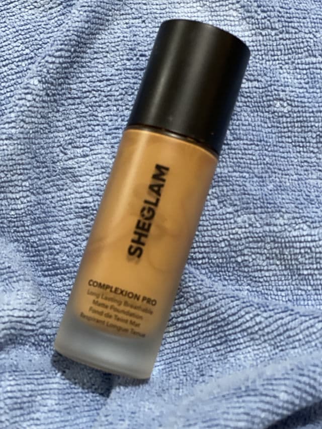 SHEGLAM Complexion Pro Long Lasting Breathable Matte Foundation review photo by nicolbonillacontact