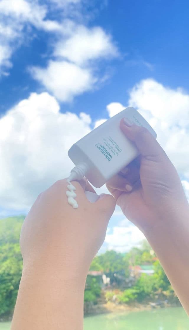 HaruHaru WONDER Black Bamboo Top-to-Toe SPF Veil SPF50+ PA++++ review photo by itsmecelest