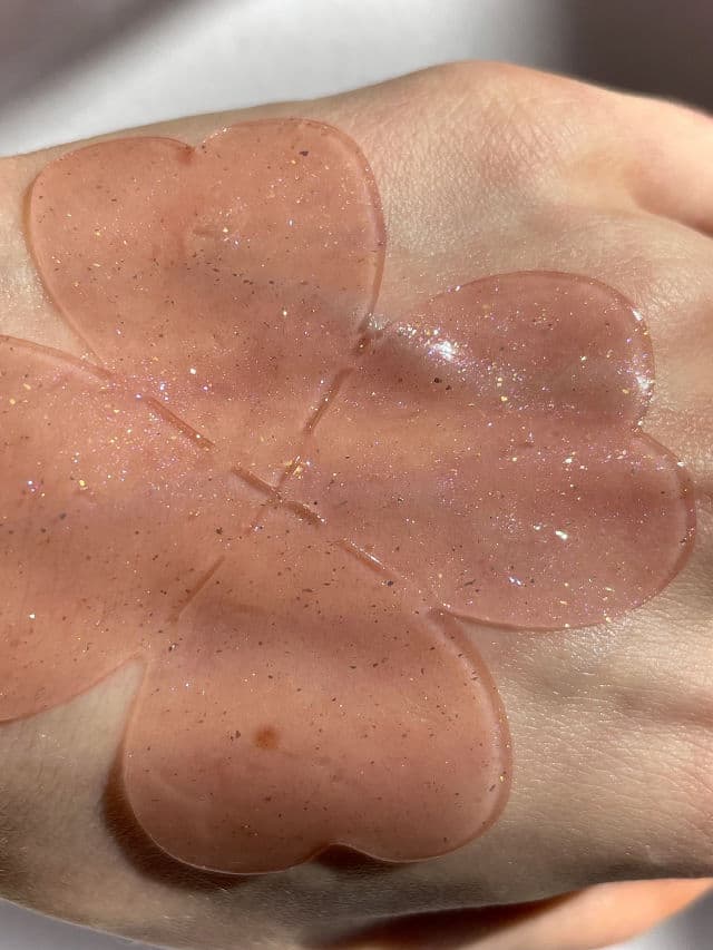 REYENA16 Heart Clover Hydrogel Multi Patch review photo by KbeautyUwU