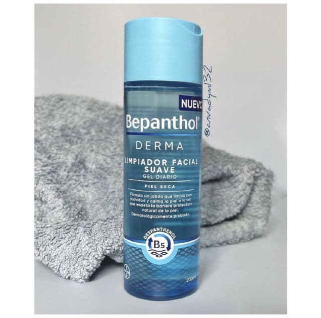 Bepanthol Derma Limpiador Facial Suave Gel Diario review photo by Anella