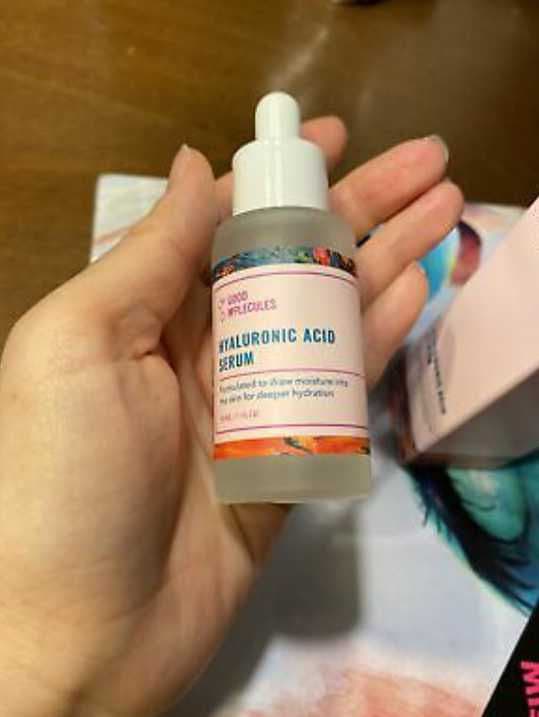 Good Molecules Hyaluronic Acid Serum review photo by SicilianReviewer