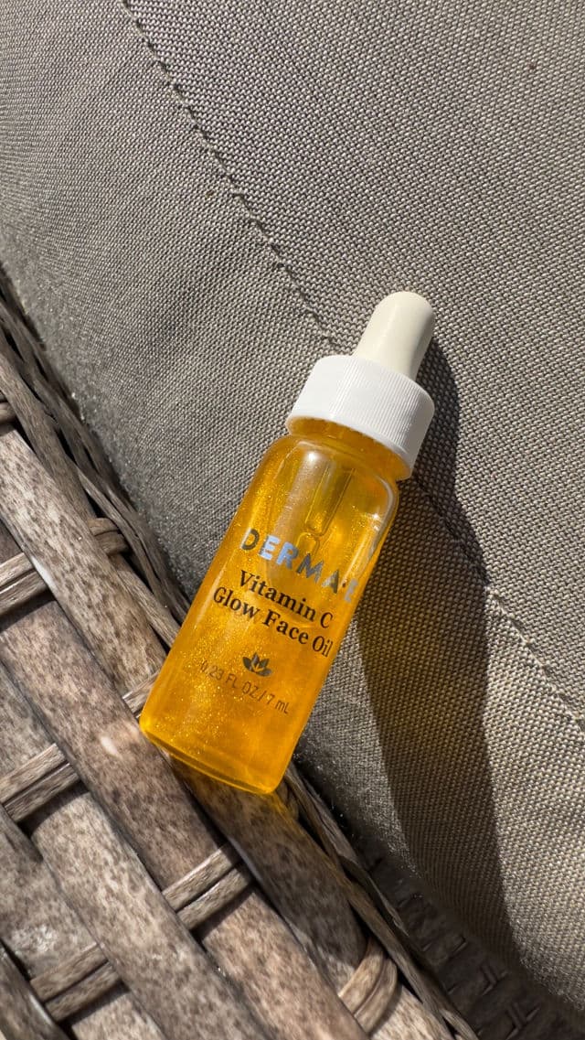 derma e Vitamin C Glow Face Oil  review photo by geriliz