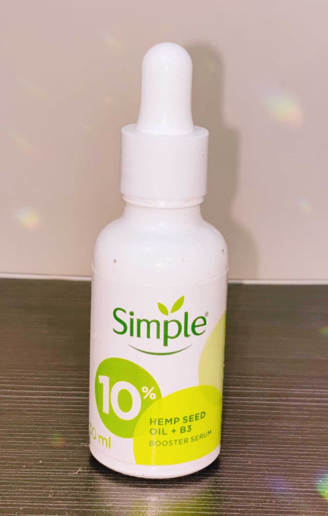 Simple Booster Serum - 10% Hemp Seed Oil + B3  review photo by skincarewithbookworm