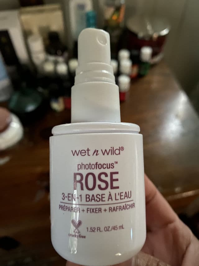 Wet N Wild Photo Focus Natural Finish Setting Spray review photo by sezya