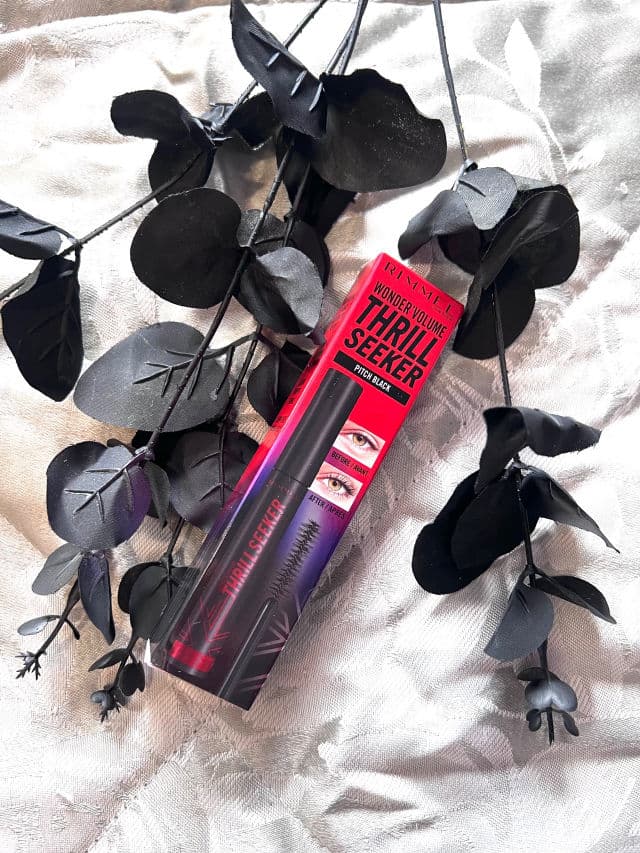 Rimmel Wonder Volume Thrill Seeker Mascara review photo by Foxie1979