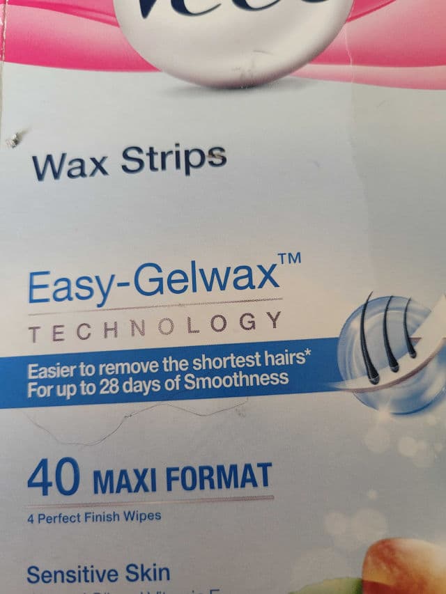 Veet Silky Fresh Hair Removal Cream for Sensitive Skin review photo by Mousey