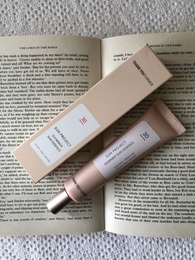THANK YOU FARMER Sun Project Shimmer Sun Essence SPF30 PA++ review photo by AlissonK