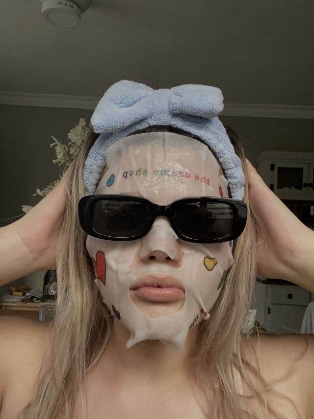 The Creme Shop Rainbow Mask review photo by Ellizatorre