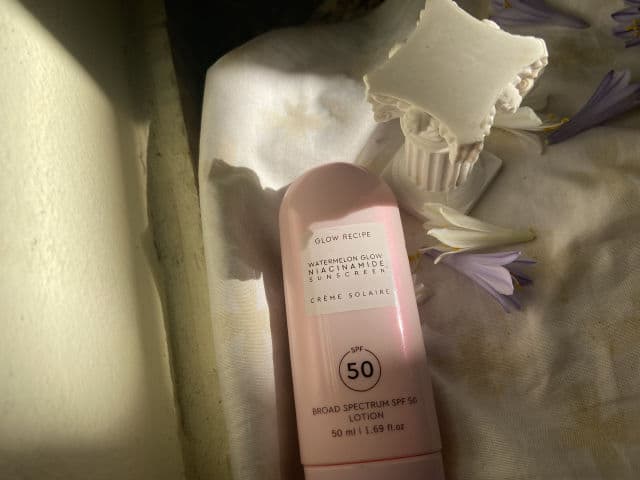 Glow Recipe Watermelon Glow Niacinamide Sunscreen SPF 50 review photo by Ellizatorre
