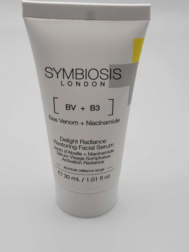 Symbiosis London Tightening & Resplendent Eye Mask review photo by jessy2212