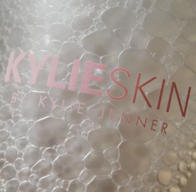KYLIE SKIN Foaming Face Wash review photo by skincarebygiulia