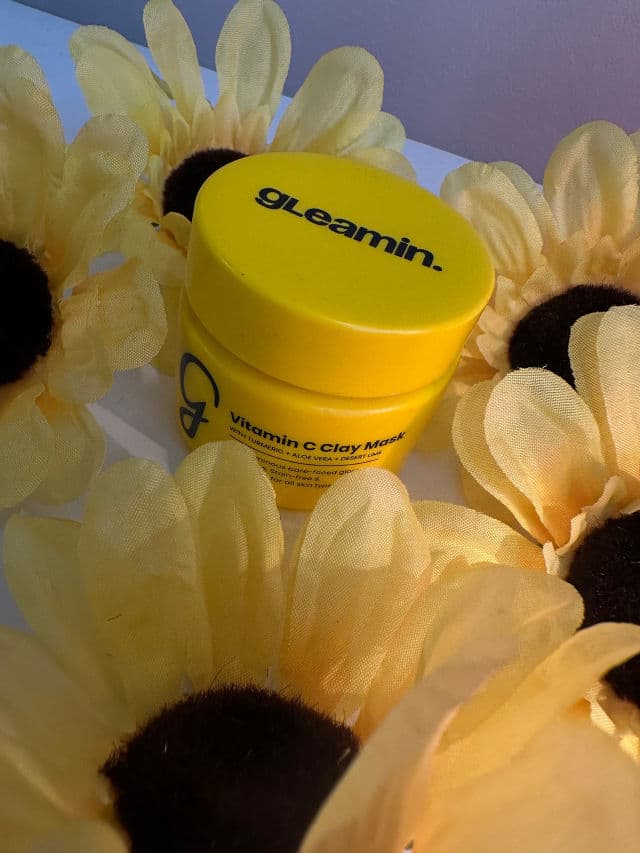 Gleamin Vitamin C Clay Mask review photo by Reviewswithav