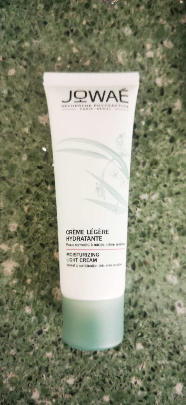 Jowaé Crème Légère Lissante Anti-rides review photo by roxyrox