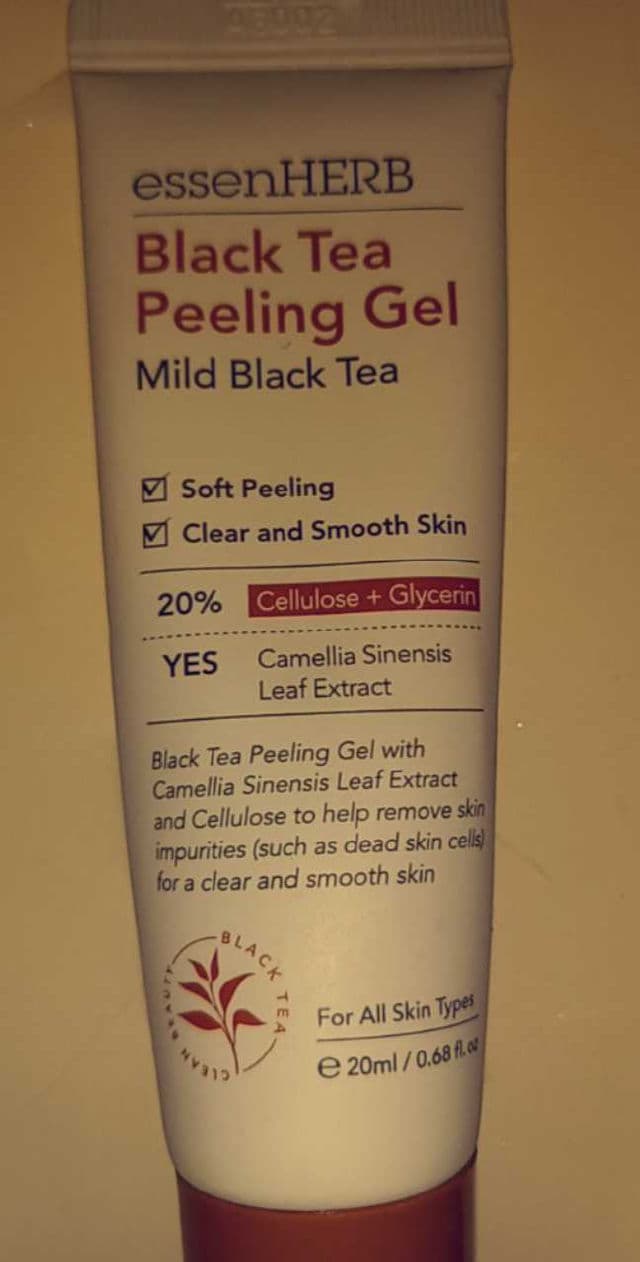 essenHERB Black Tea Peeling Gel review photo by Krissynicole85
