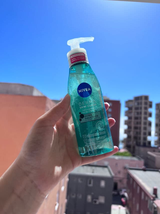 Nivea Derma Skin Clear Wash Gel review photo by doaae