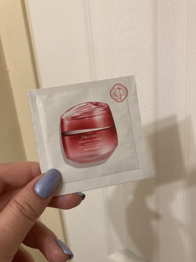 Shiseido Essential Energy Hydrating Cream review photo by simplysavvystudent