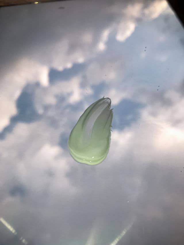 Iunik Beta Glucan Daily Moisture Cream review photo by Affreen