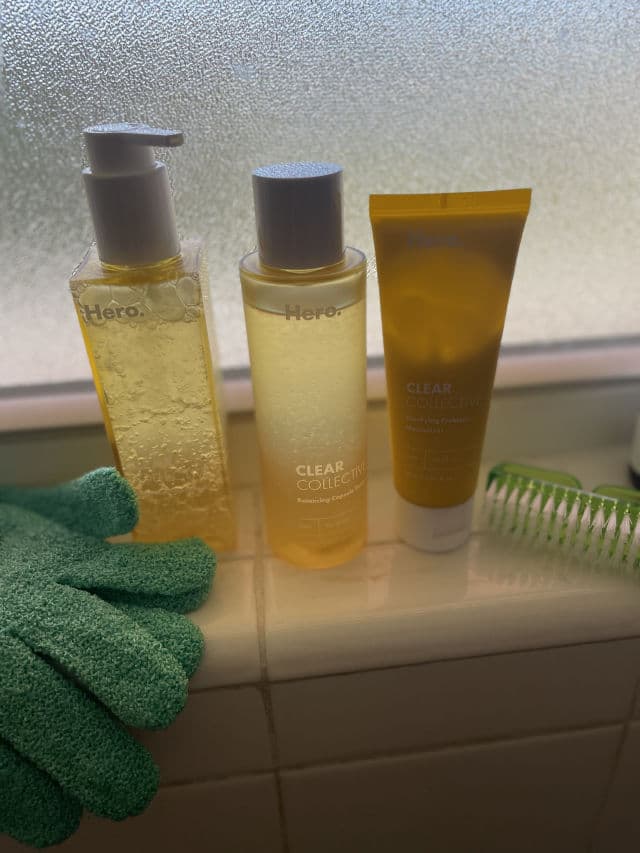 Hero Cosmetics Exfoliating Jelly Cleanser review photo by EastCoastLiving