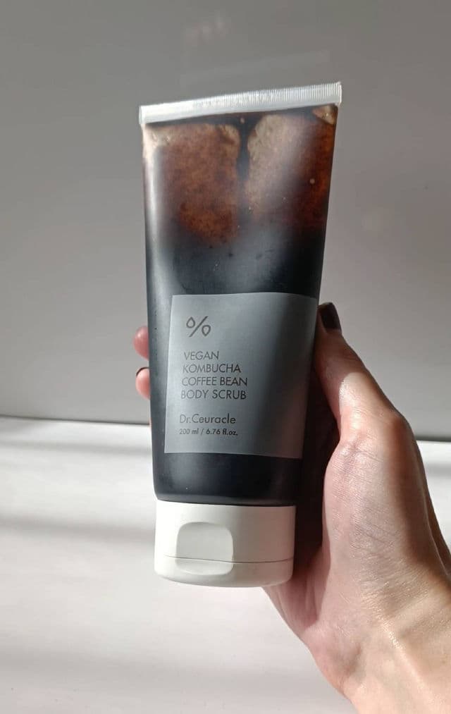 Dr. Ceuracle Vegan Kombucha Coffee Bean Body Scrub review photo by Skincarewithjelena