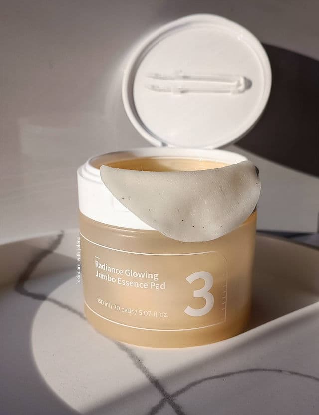 numbuzin No.3 Radiance Glowing Jumbo Essence Pad review photo by Skincarewithjelena