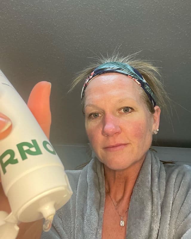 NolaHour Vegan Gel Cleanser review photo by youbyou