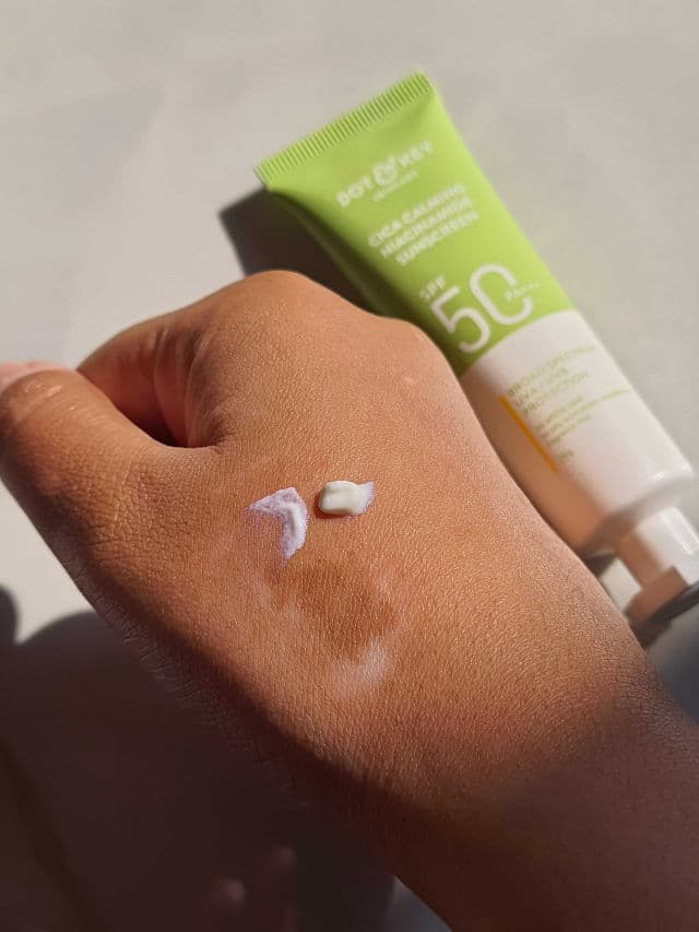 Dot & Key Cica Calming Niacinamide Sunscreen SPF50 PA++++ review photo by Diksha15