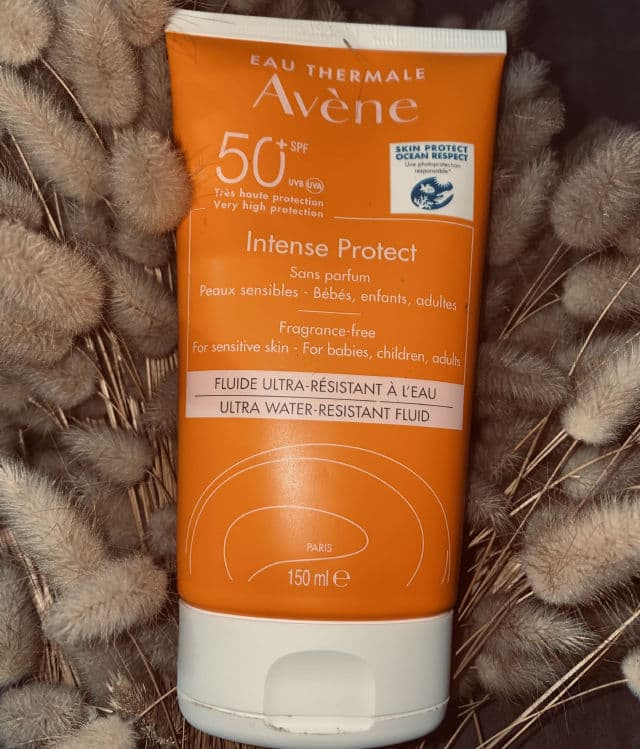 Avene Intense Protect SPF 50+ review photo by skincarebyreign