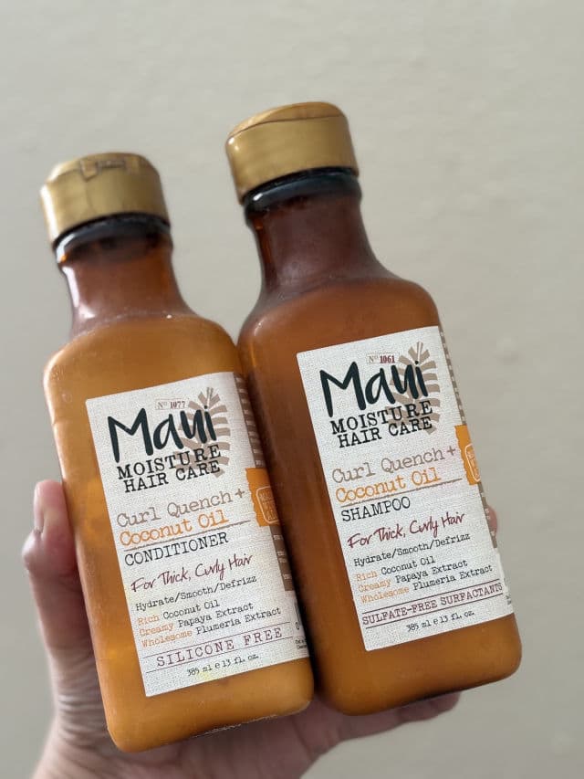Maui Moisture Curl Quench + Coconut oil Curl-Defining Anti-Frizz Detangling Conditioner review photo by skincarediaryy