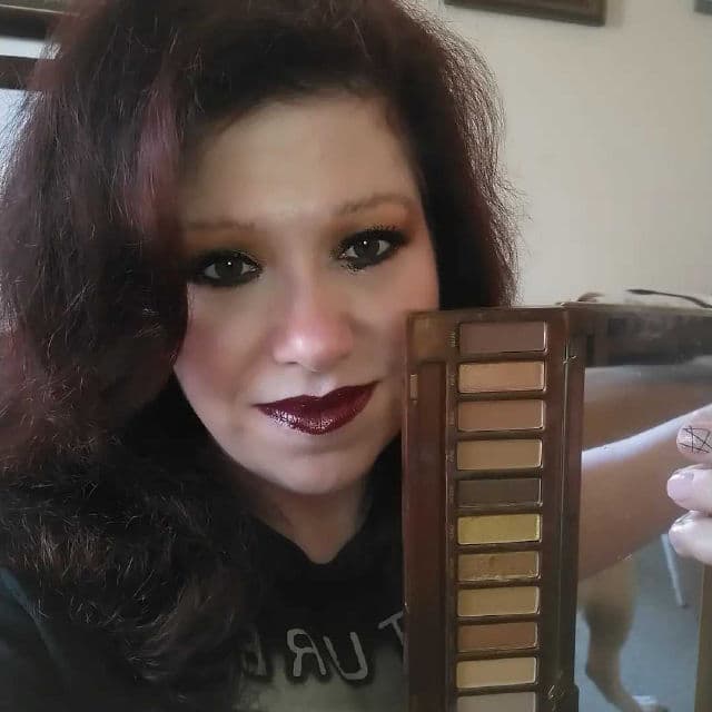 Urban Decay Naked Honey Eyeshadow Palette review photo by BurgundySpider