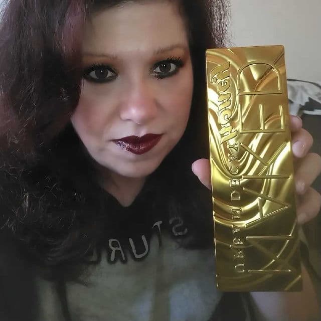 Urban Decay Naked Honey Eyeshadow Palette review photo by BurgundySpider