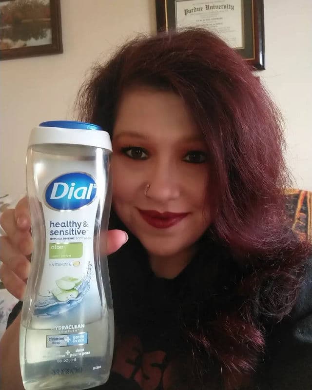 Dial Healthy & Sensitive Skin Body Wash - Aloe review photo by BurgundySpider
