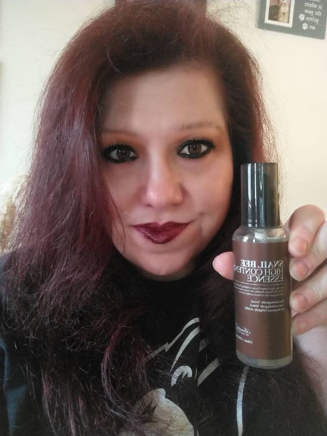 BENTON Snail Bee High Content Essence review photo by BurgundySpider