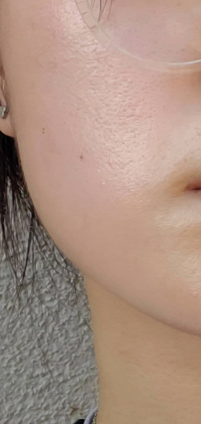 Bring Green Tea Tree Cica Soothing Sun Cream SPF50+ PA++++ review photo by hhhhhhhhhhh