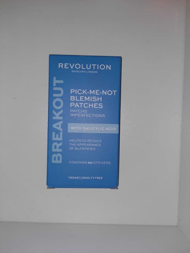 Revolution Beauty Pick-Me-Not Blemish Patches review photo by ummnooneig
