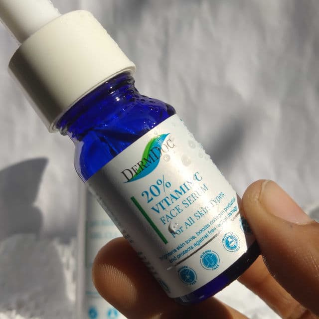 DermDoc 20% Vitamin C Face Serum review photo by sanamahjabeen