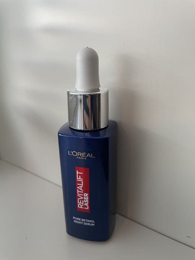 L'Oreal Paris Revitalift Laser Pure Retinol Night Serum review photo by ElisedotTRD