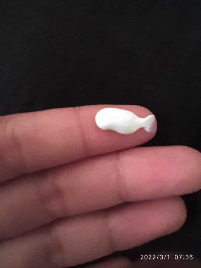 Cosmoderm Tea Tree Oil Day & Night Moisturiser review photo by Hanaflower