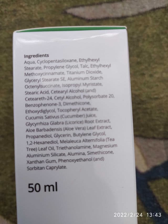 Cosmoderm Tea Tree Oil Day & Night Moisturiser review photo by Hanaflower