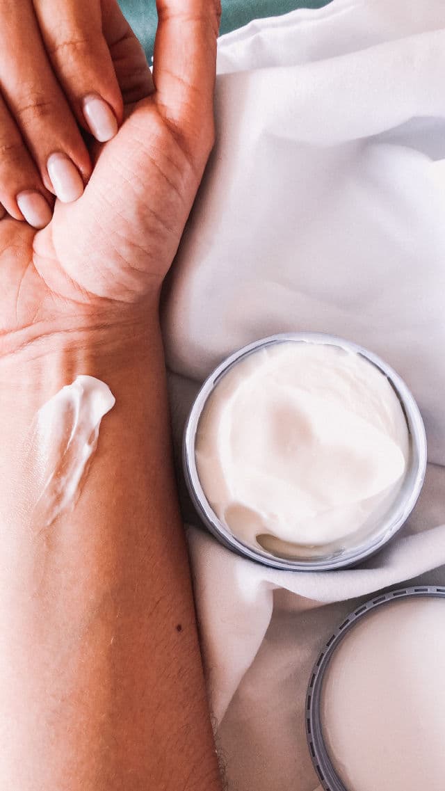 Fenty Skin Butta Drop Whipped Oil Body Cream review photo by maususkin