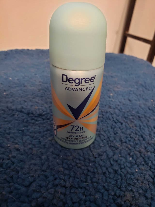 Degree Advanced 72hr Motion Sense Dry Spray Sexton Intrigue"Antiperspirant Deodorant review photo by Kristincpw0