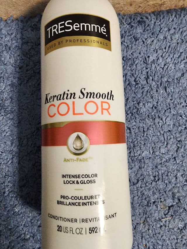 TRESemme Keratin Smooth Colour Conditioner review photo by Kristincpw0